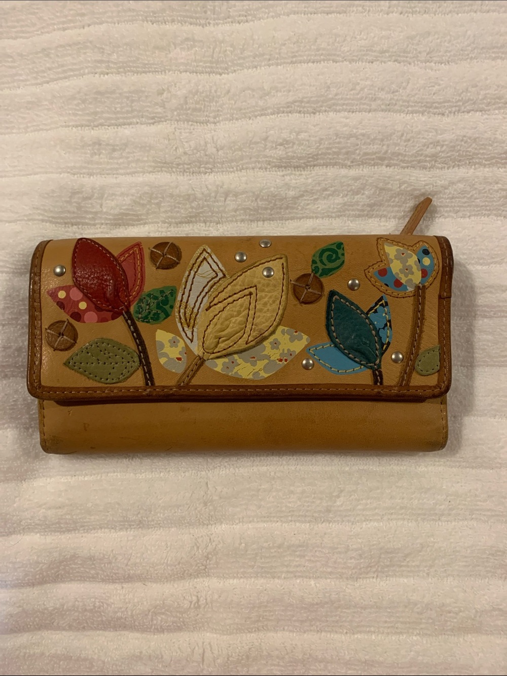 Vintage Fossil Pop Patchwork Floral Trifold Wallet
